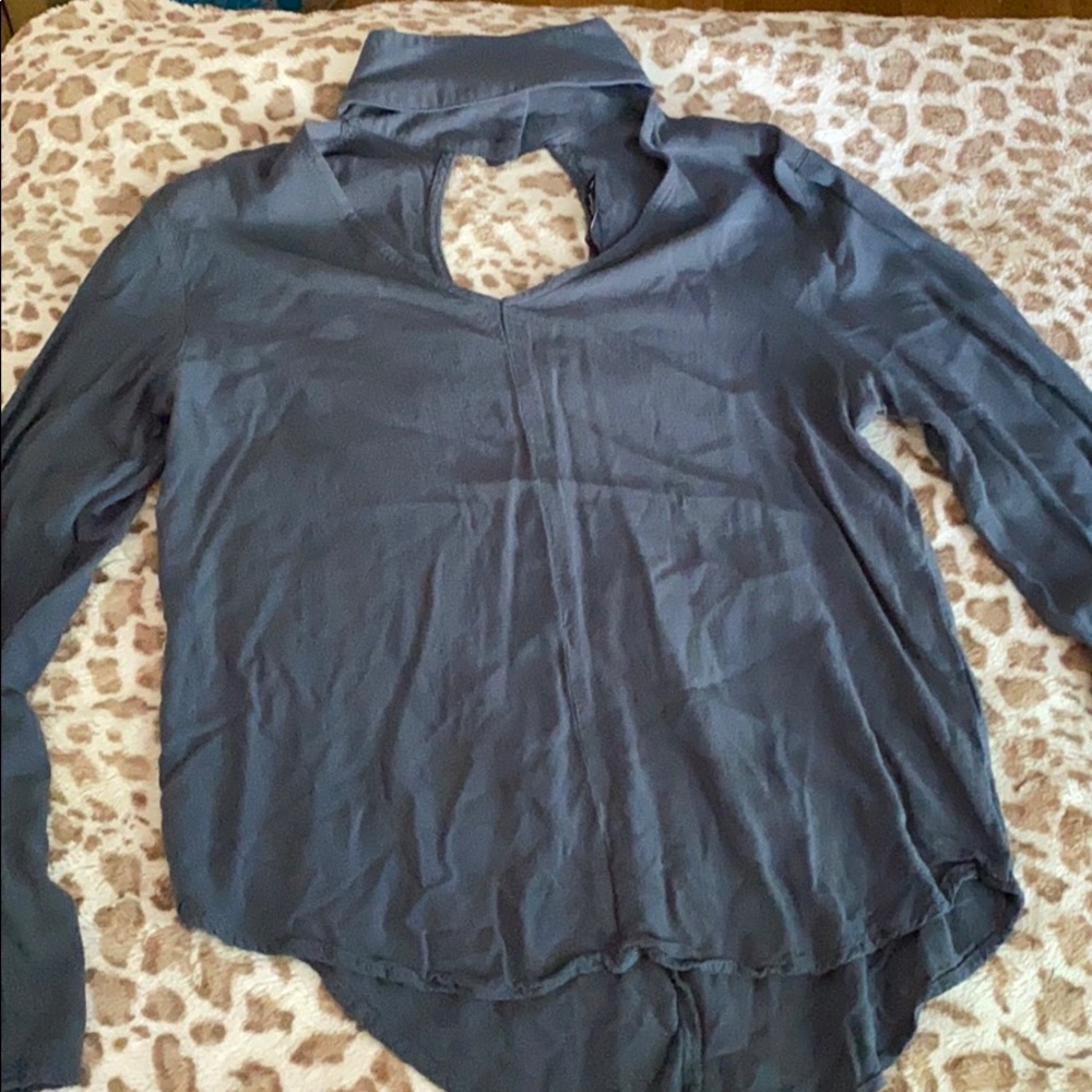 Key Hole Collared Blouse